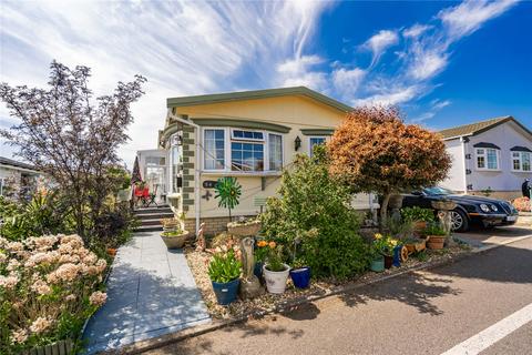 2 bedroom retirement property for sale, Kingsmead Park, Swinhope, Market Rasen, Lincolnshire, LN8