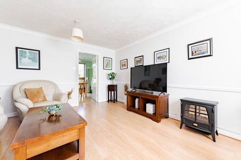 23 Chaukers Crescent, Lowestoft, NR33 8UL