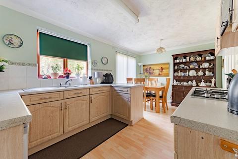 23 Chaukers Crescent, Lowestoft, NR33 8UL