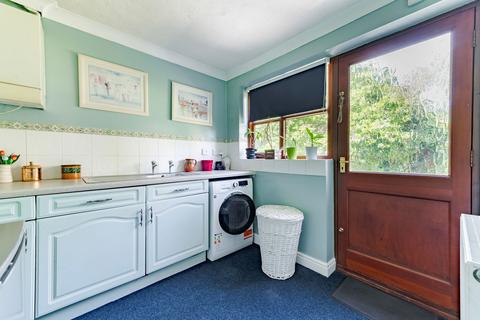 23 Chaukers Crescent, Lowestoft, NR33 8UL