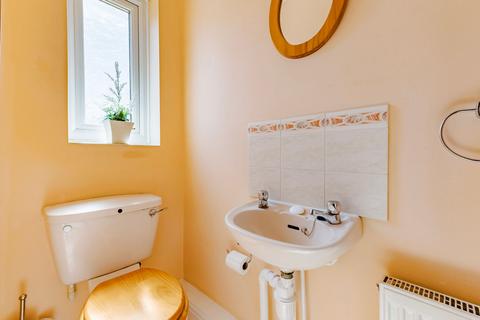 23 Chaukers Crescent, Lowestoft, NR33 8UL