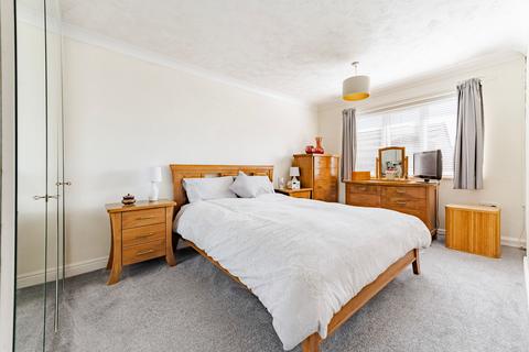 23 Chaukers Crescent, Lowestoft, NR33 8UL