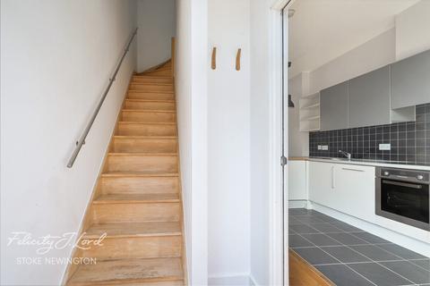 2 bedroom apartment for sale, Carysfort Road, London N16