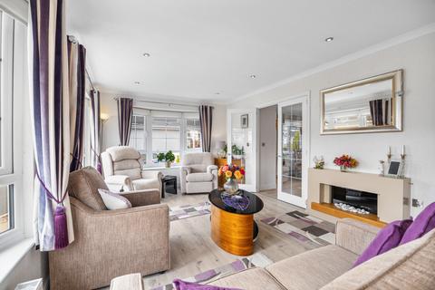 2 bedroom park home for sale, Torksey, Lincoln, Lincolnshire, LN1