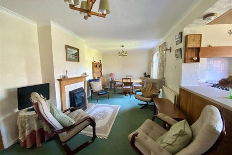 4 bedroom detached house for sale, 70 Tilstock Crescent, Shrewsbury, SY2 6HQ
