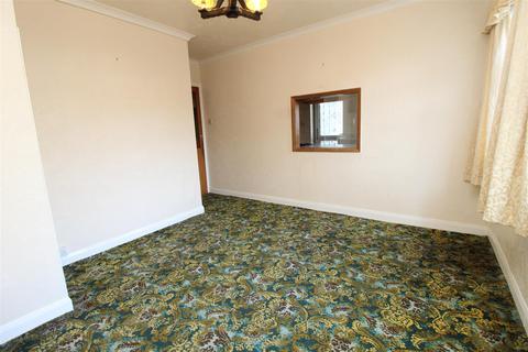 26a Beacon Road, Wibsey, Bradford, BD6 3EZ