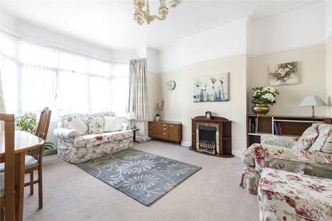 92 Cat Hill, Barnet, EN4 8HX