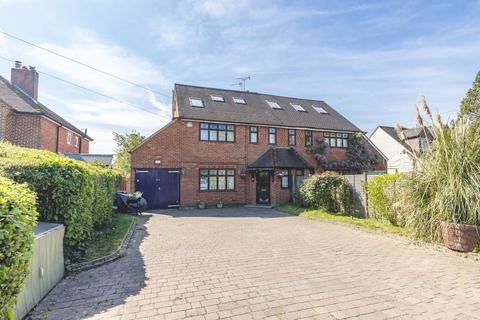 4 bedroom semi-detached house for sale, Slough Road, Iver Heath SL0