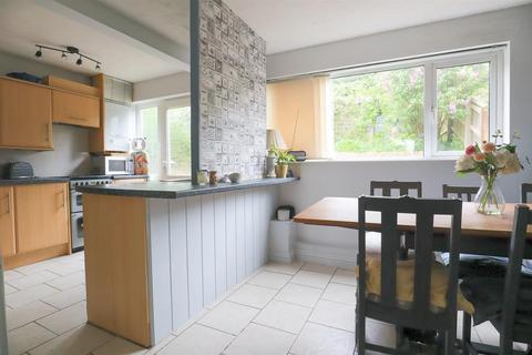 3 bedroom terraced house for sale, Deweys Close, North Luffenham LE15