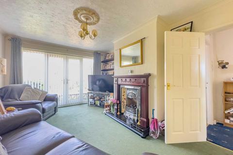 2 bedroom bungalow for sale, Cawley Lane, Heckmondwike