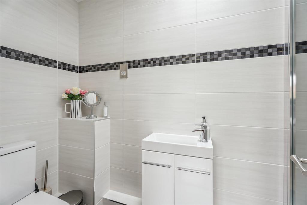 Downstairs Bedroom Ensuite
