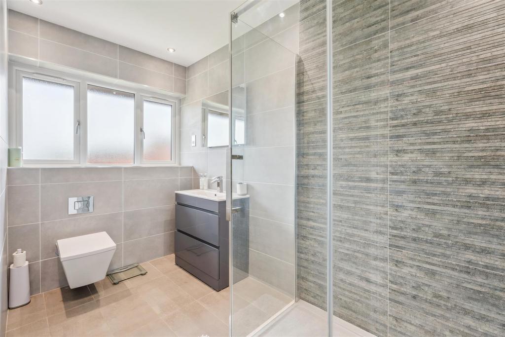 Bedroom Two Ensuite