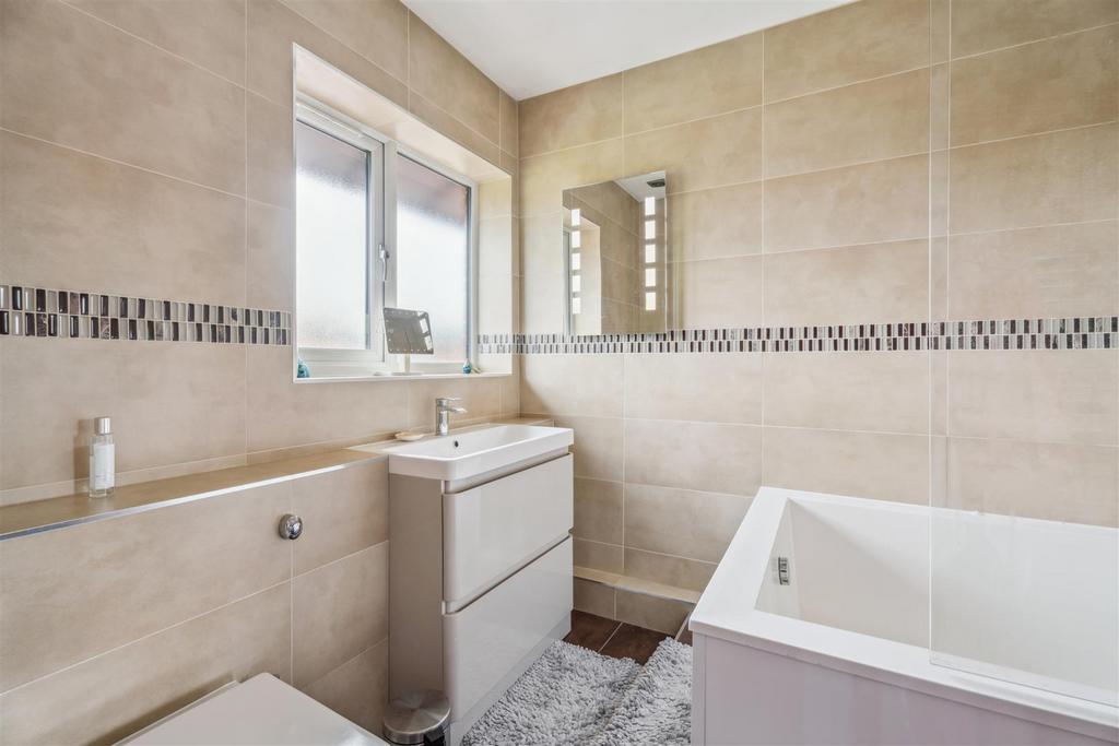 Bedroom Three Ensuite