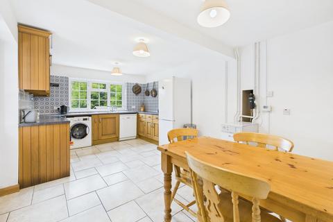 undefined, Birds Hill Road, Towcester, NN12