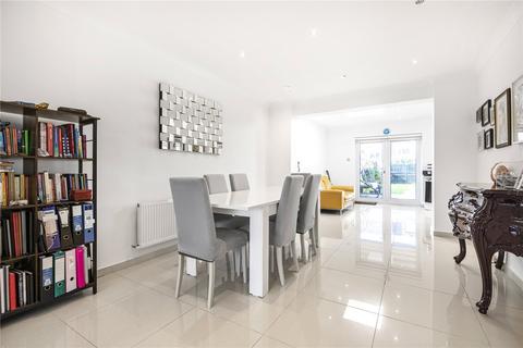 4 bedroom semi-detached house for sale, Gloucester Gardens, Cockfosters, EN4