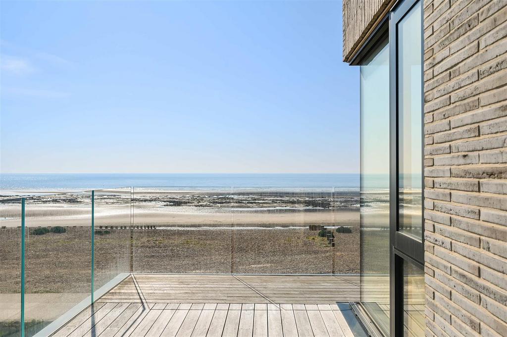 BEACH END - TN354 EH (27).jpg