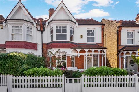 27 Dunmore Road, London, SW20 8TN