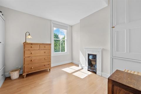 27 Dunmore Road, London, SW20 8TN