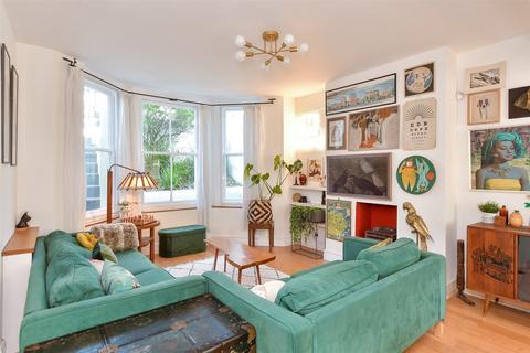 4 bedroom terraced house for sale, Grantham Road, Brighton, East Sussex