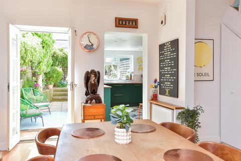 38 Grantham Road, Brighton, BN1 6EE