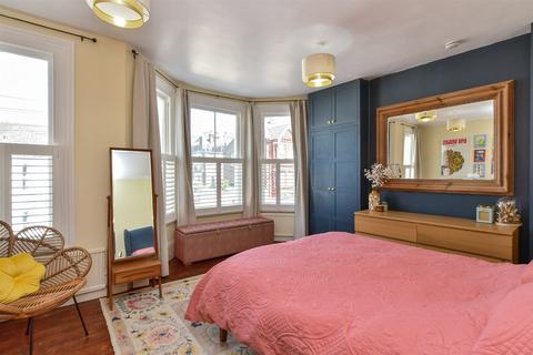 38 Grantham Road, Brighton, BN1 6EE