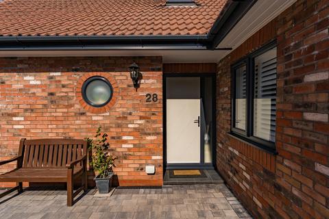 4 bedroom detached house for sale, Longshaw Common, Billinge, WN5