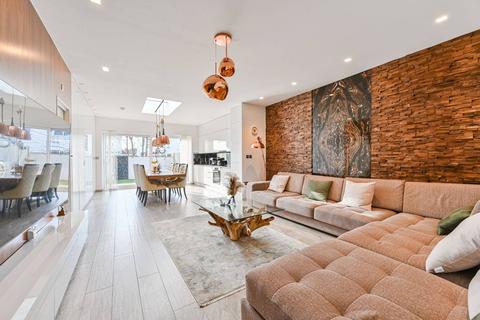 Glenister Park Road, Streatham Vale, London, SW16