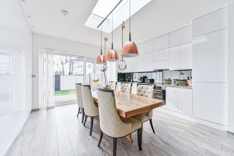 4 bedroom terraced house for sale, Glenister Park Road, Streatham Vale, London, SW16