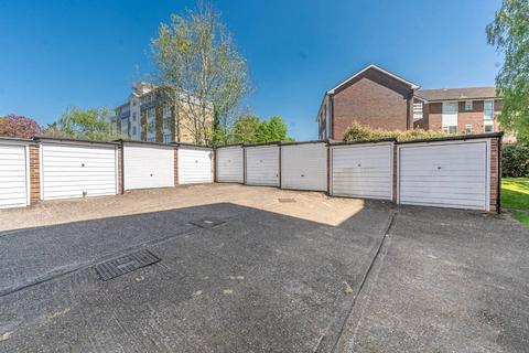 12, Brompton Court Aran Drive, Stanmore, HA7 4NB