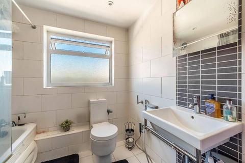 12, Brompton Court Aran Drive, Stanmore, HA7 4NB