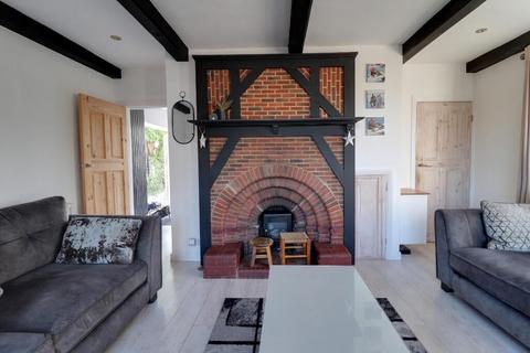 18 Pinemead, Shefford, SG17 5BG