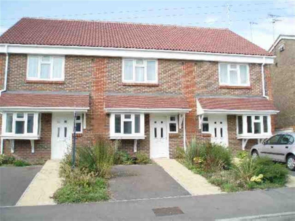 Earlsbrook Road, Redhill 3 bed house £1,250 pcm (£288 pw)