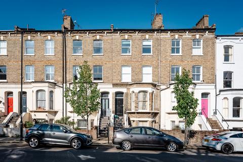 2 bedroom flat for sale, Fonthill Road, Finsbury Park