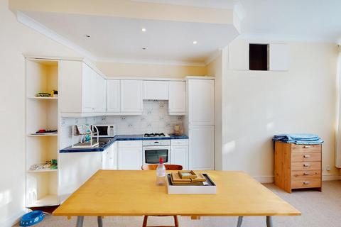 1 bedroom apartment to rent, Petherton Road, London