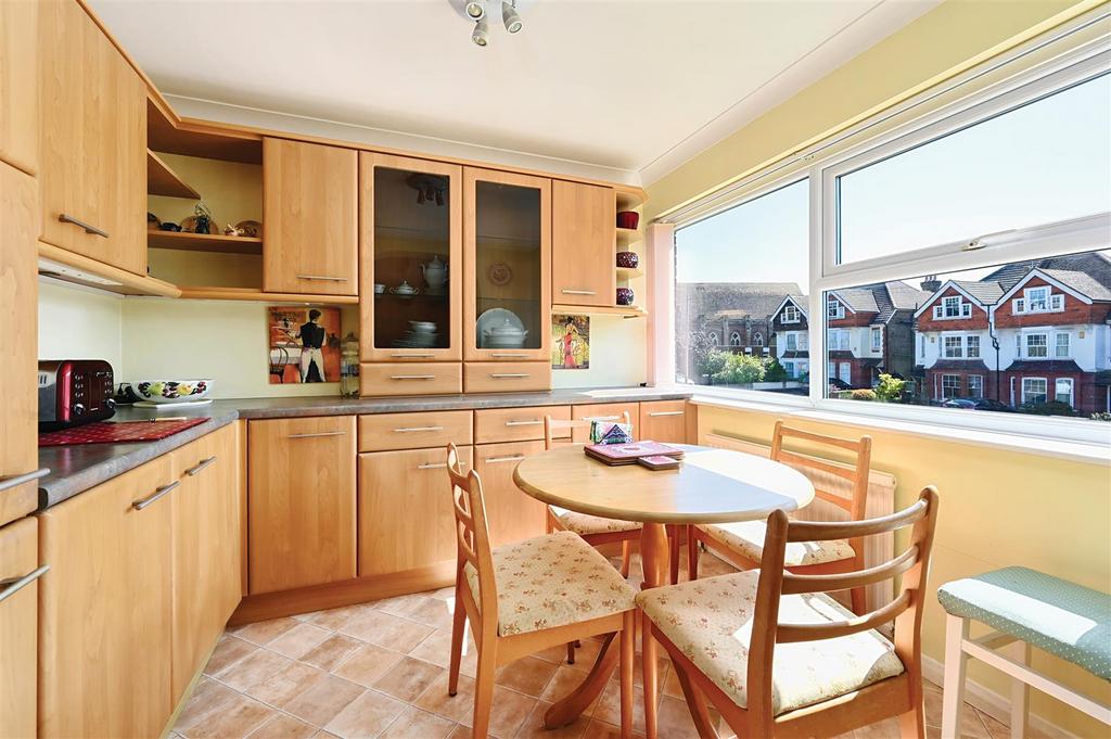 3 cookham dene buckhurst road tn401 ru photos