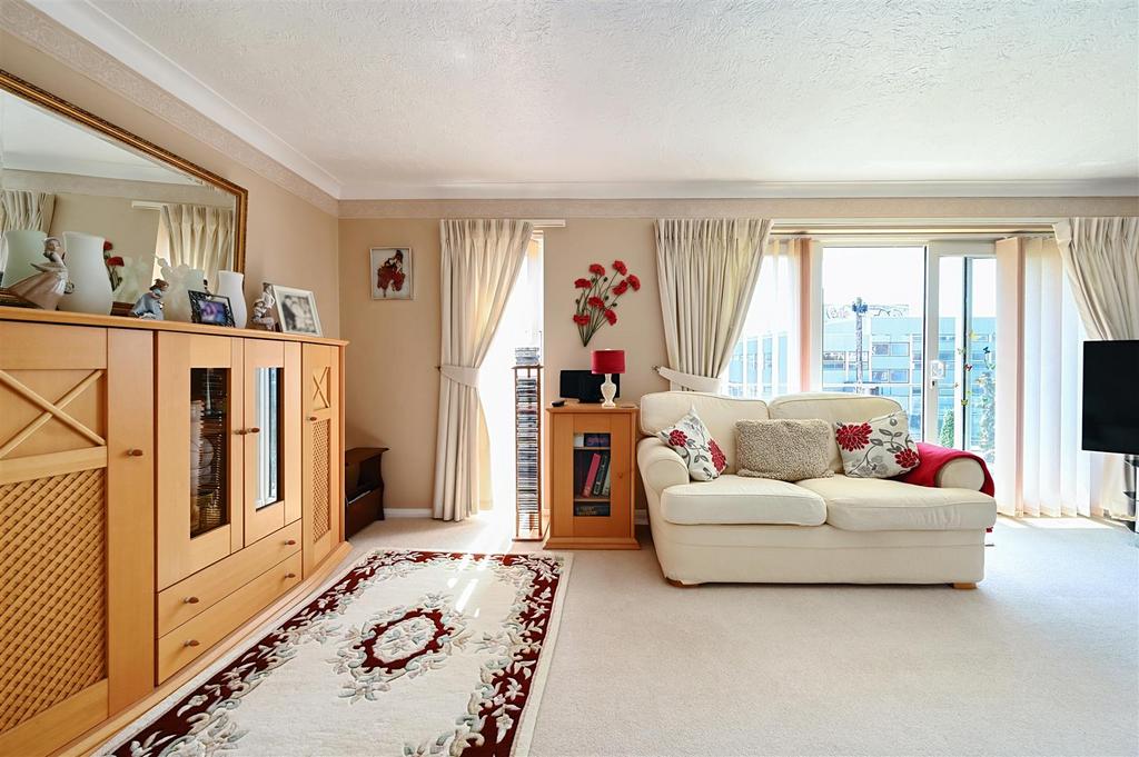 3 cookham dene buckhurst road tn401 ru photos