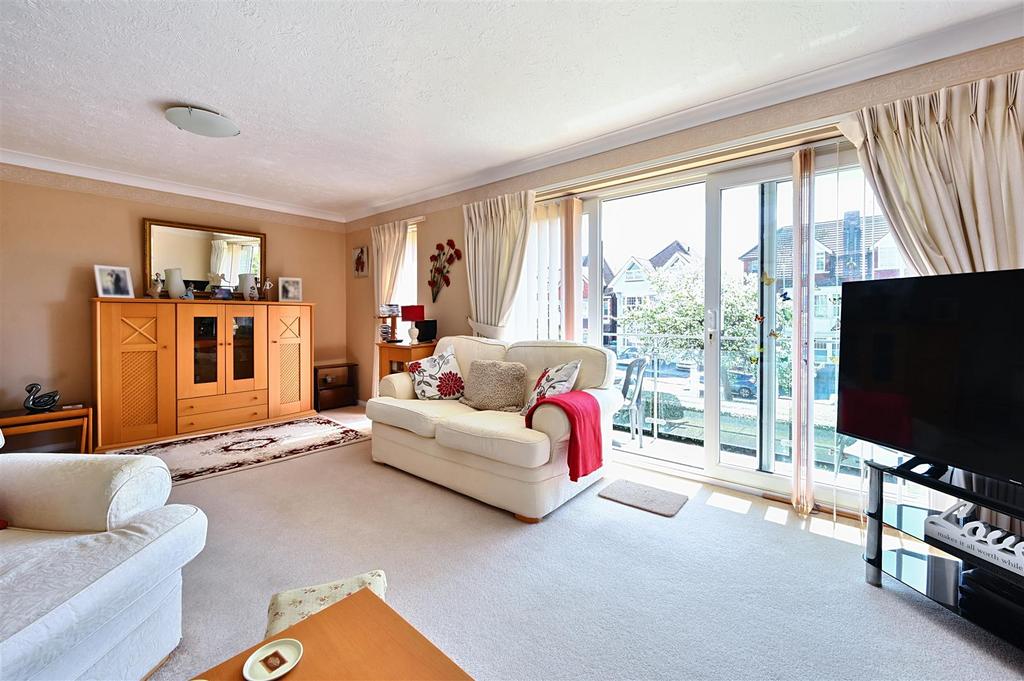 3 cookham dene buckhurst road tn401 ru photos