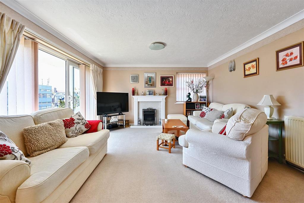 3 cookham dene buckhurst road tn401 ru photos