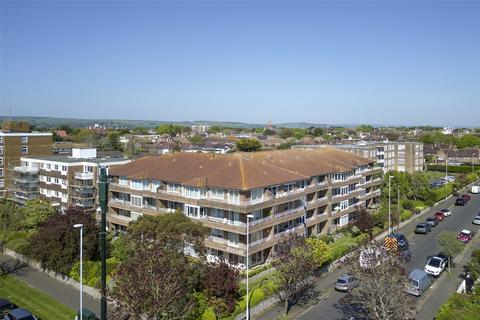 2 bedroom flat for sale, Grand Avenue, Worthing, West Sussex, BN11