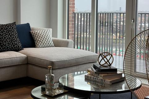 3 bedroom apartment for sale, Randolph Road, London, UB1 1