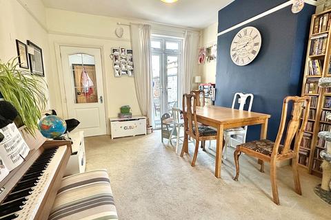 36 Junction Road, Northampton, NN2 7JA