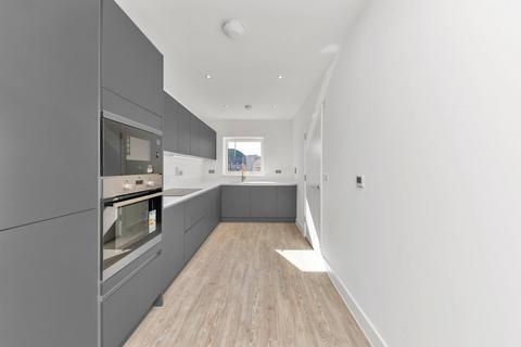 3 bedroom semi-detached house for sale, De Bruyne Street, Cambridge, Cambridge, CB5