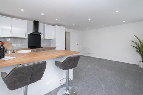 2 bedroom flat for sale, Blenheim Drive, Dover, CT16