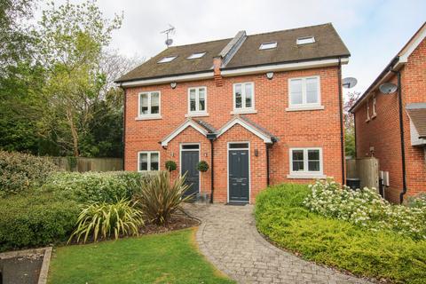 3 bedroom semi-detached house for sale, The Hudsons, Chestnut Avenue, Wokingham, RG41