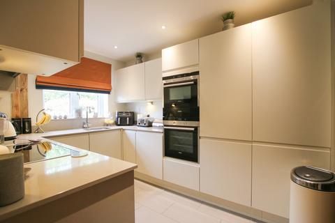 3 bedroom semi-detached house for sale, The Hudsons, Chestnut Avenue, Wokingham, RG41
