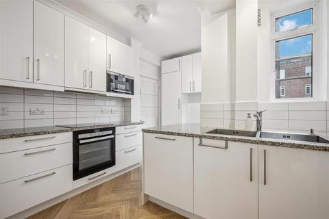 3 bedroom house to rent, Latymer Court, Hammersmith Road, London, W6