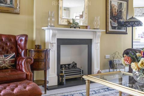2 bedroom retirement property for sale, Marshall Walk, Egham TW20