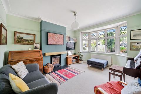 33 Lower Hill Road, Epsom, KT19 8LS