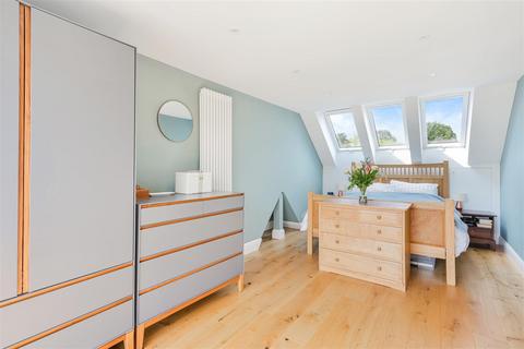 33 Lower Hill Road, Epsom, KT19 8LS