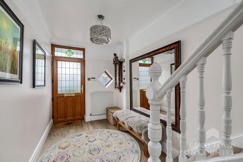 4 bedroom semi-detached house for sale, Great Berry Road, Plymouth PL6